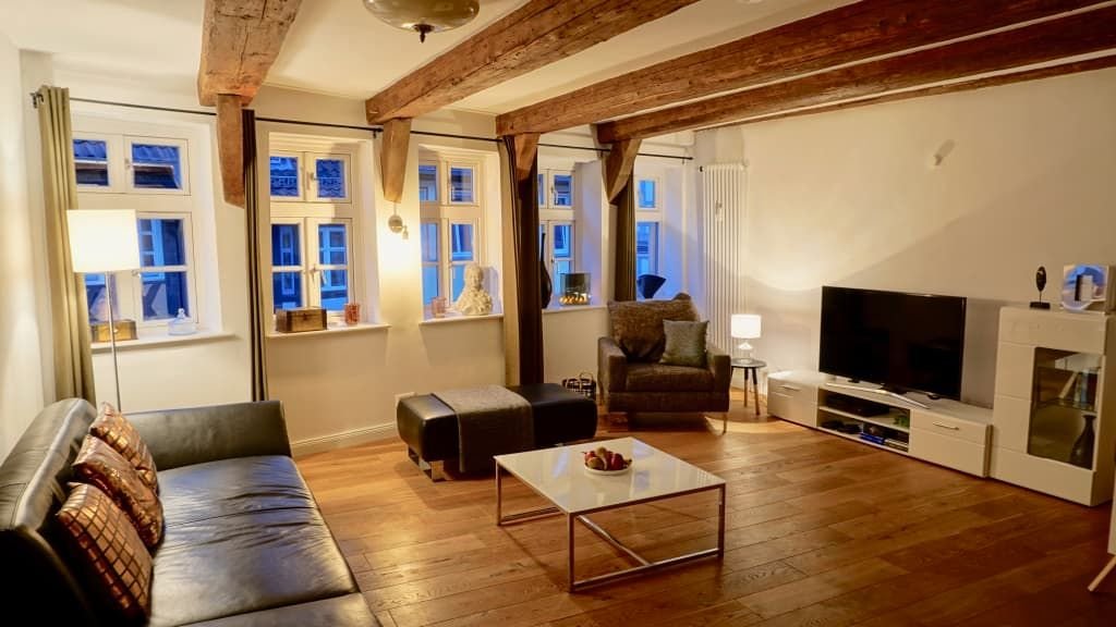 Wohnung zur Miete Wohnen auf Zeit 1.800 € 2 Zimmer 66 m²<br/>Wohnfläche ab sofort<br/>Verfügbarkeit Kramerstr. Mitte Hannover 30159