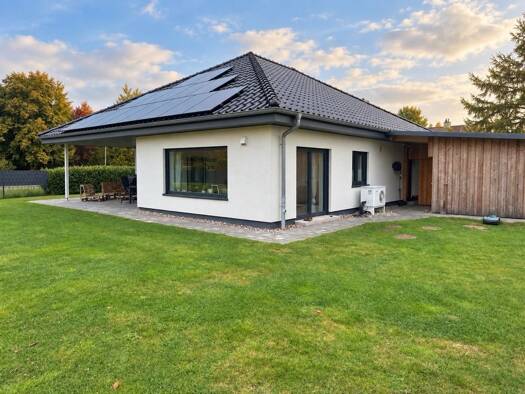 Bungalow zur Miete 1.400 € 4 Zimmer 140 m² 700 m² Grundstück Schrum 25782