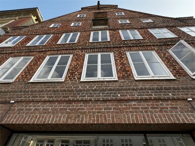 Laden zur Miete 19,21 € 7 Zimmer 260 m² Verkaufsfläche teilbar ab 260 m² Altstadt Lüneburg 21335