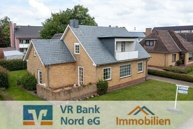 Einfamilienhaus zum Kauf 230.000 € 5,5 Zimmer 156 m² 576 m² Grundstück Niebüll 25899