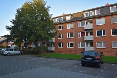 Wohnung zum Kauf 148.000 € 5 Zimmer 99,5 m² 2. Geschoss Husum Husum 25813