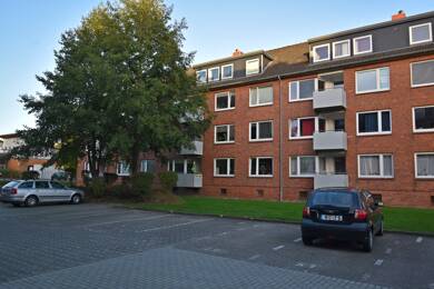 Wohnung zum Kauf 148.000 € 5 Zimmer 99,5 m² 2. Geschoss Husum Husum 25813
