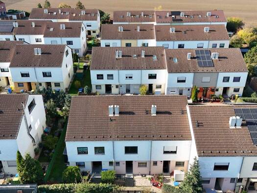 Reihenmittelhaus zum Kauf provisionsfrei 219.800 € 5 Zimmer 109,3 m² 166 m² Grundstück Großkugel Kabelsketal 06184