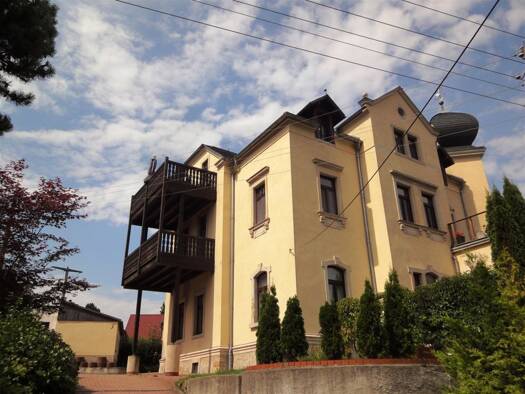 Wohnung zur Miete 950 € 5 Zimmer 123 m² 2. Geschoss frei ab 01.07.2026 Weistropper Str. 5 Niederwartha Dresden 01156