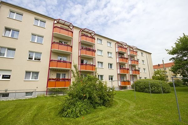 Wohnung zur Miete 409 € 3 Zimmer 58,4 m²<br/>Wohnfläche 4.<br/>Geschoss Paul-Suhr-Str. 82 Südstadt Halle (Saale) 06128