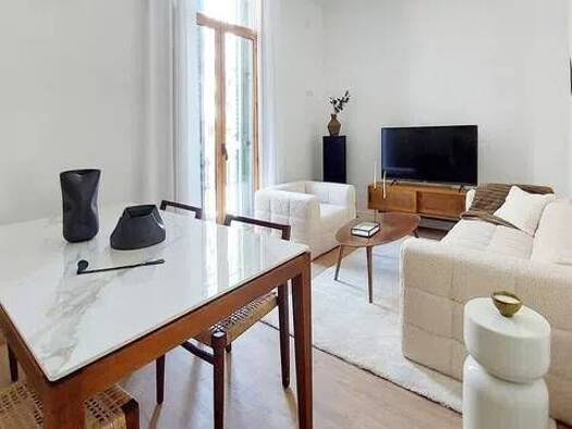 Wohnung zur Miete 2.300 € 2 Zimmer 60 m² 1. Geschoss Calle D'Aragó Barcelona 08037