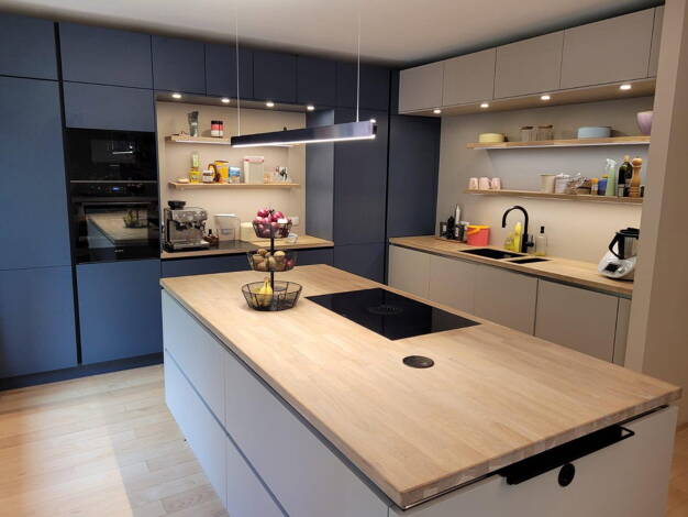 Einfamilienhaus zum Kauf provisionsfrei 998.000 € 6 Zimmer 220 m² 1.117 m² Grundstück Hasseldieksdamm Hasseldieksdamm 24109