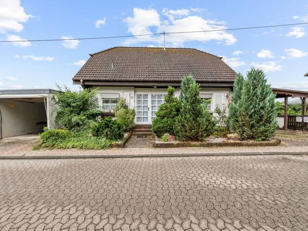 Mehrfamilienhaus zum Kauf 429.000 € 9 Zimmer 289 m² 761 m² Grundstück Mendig 56743