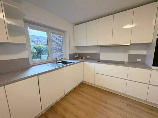 Haus zur Miete 2.850 € 6 Zimmer 130 m² 350 m² Grundstück frei ab sofort Wittlaer Düsseldorf 40489