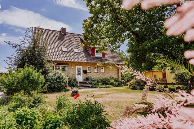Einfamilienhaus zum Kauf 329.000 € 6 Zimmer 171,3 m² 1.156 m² Grundstück Barnstedt Barnstedt 21406