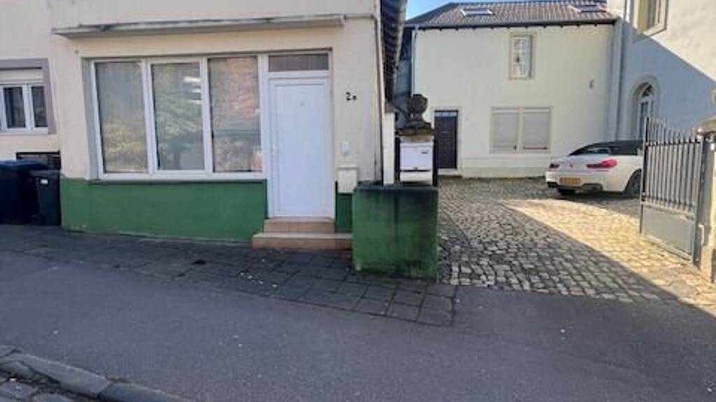 Wohnung zum Kauf 159.000 € 2 Zimmer 62 m² EG frei ab sofort Hauptstr. 2 a Beurig Saarburg 54439