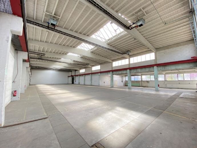 Lagerhalle zur Miete 6,30 € 1.607 m²<br/>Lagerfläche ab 1.607 m²<br/>Teilbarkeit Holthausen Düsseldorf 40589