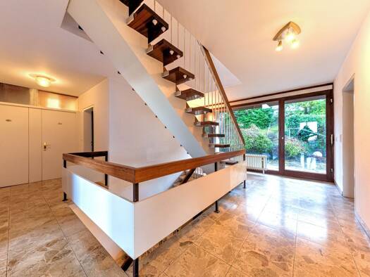 Einfamilienhaus zum Kauf 875.000 € 6,5 Zimmer 234 m² 515 m² Grundstück Herrenberg 71083