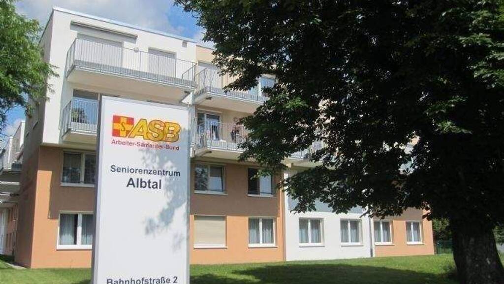 Wohnung zur Miete 750 € 2 Zimmer 62 m² 2. Geschoss frei ab sofort Bahnhofstraße 4 Albbruck 79774