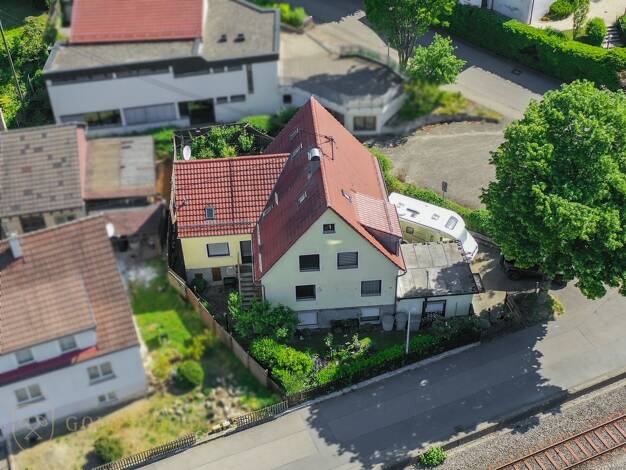 Einfamilienhaus zum Kauf 375.000 € 7 Zimmer 164 m² 406 m² Grundstück Unterlenningen Lenningen 73252
