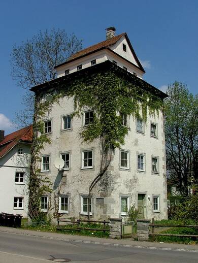 Mehrfamilienhaus zum Kauf 398.000 € 12 Zimmer 219,5 m² 262 m² Grundstück Isny Isny im Allgäu 88316