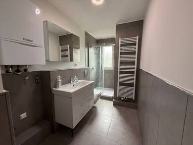 Wohnung zur Miete 650 € 2 Zimmer 67 m² 3. Geschoss frei ab sofort Helmkestr. 4 Hainholz Hannover 30165