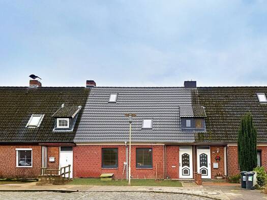 Reihenhaus zur Miete 1.480 € 4 Zimmer 120 m² 422 m² Grundstück frei ab sofort Drosselgasse 26 Geesthacht 21502