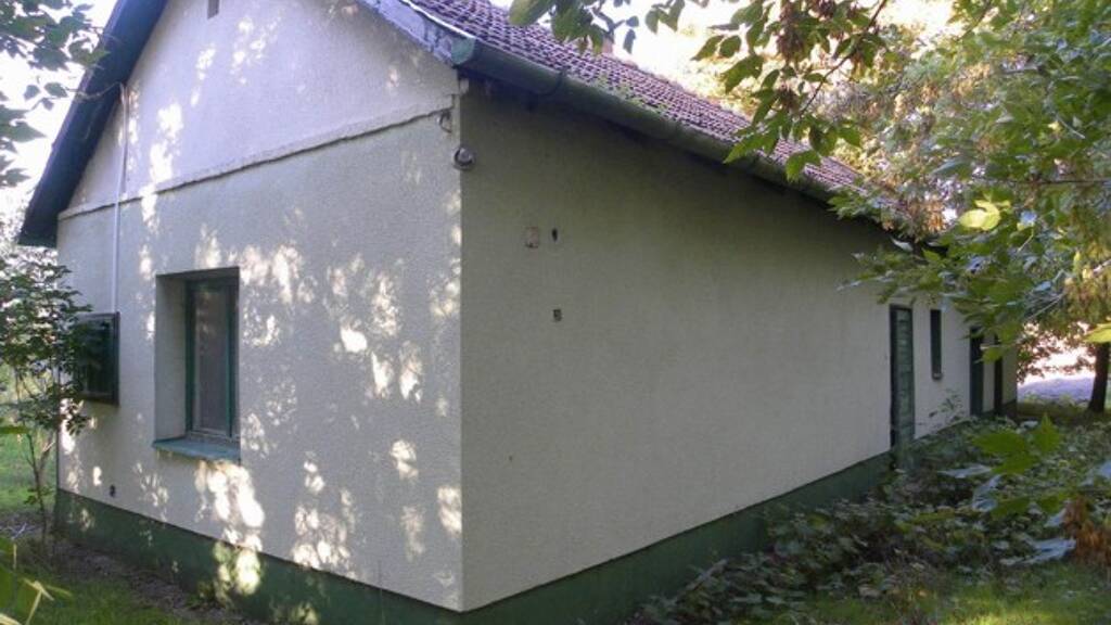 Einfamilienhaus zum Kauf 34.900 € 1 Zimmer 80 m² 28.000 m² Grundstück Üllés 6794