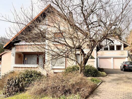 Mehrfamilienhaus zum Kauf 385.000 € 8,5 Zimmer 258 m² 1.298 m² Grundstück Grimmelshofen Stühlingen 79780