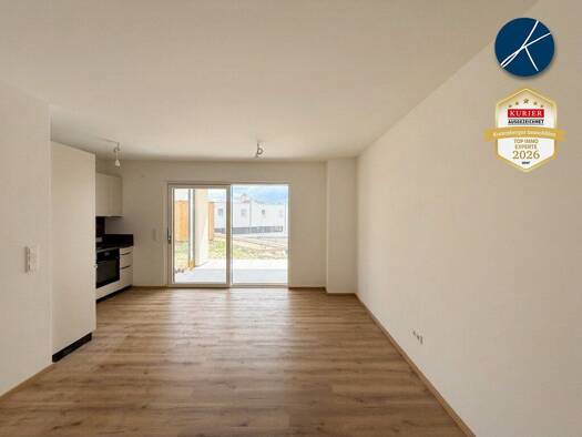 Wohnung zur Miete - Erstbezug 615 € 2 Zimmer 42,7 m² EG Langenloiser Straße 15 Lengenfeld 3552