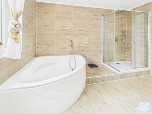 Wohnung zur Miete 1.100 € 2 Zimmer 135 m² frei ab sofort Löcken Waldfeucht 52525