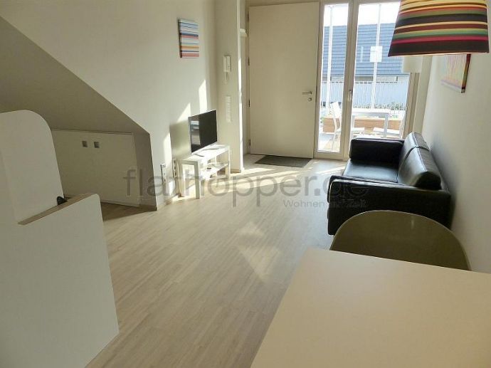 Wohnung zur Miete Wohnen auf Zeit 1.078 € 1 Zimmer 34 m²<br/>Wohnfläche 01.10.2024<br/>Verfügbarkeit Plieningen Stuttgart (Plieningen) 70599