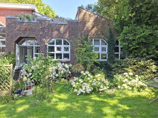 Bürogebäude zum Kauf 380.000 € 14 Zimmer Hohenkirchen Wangerland 26434