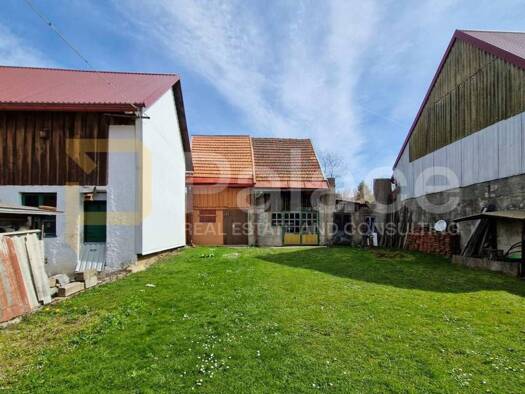 Haus zum Kauf 70.000 € 4 Zimmer 345 m² Delnice