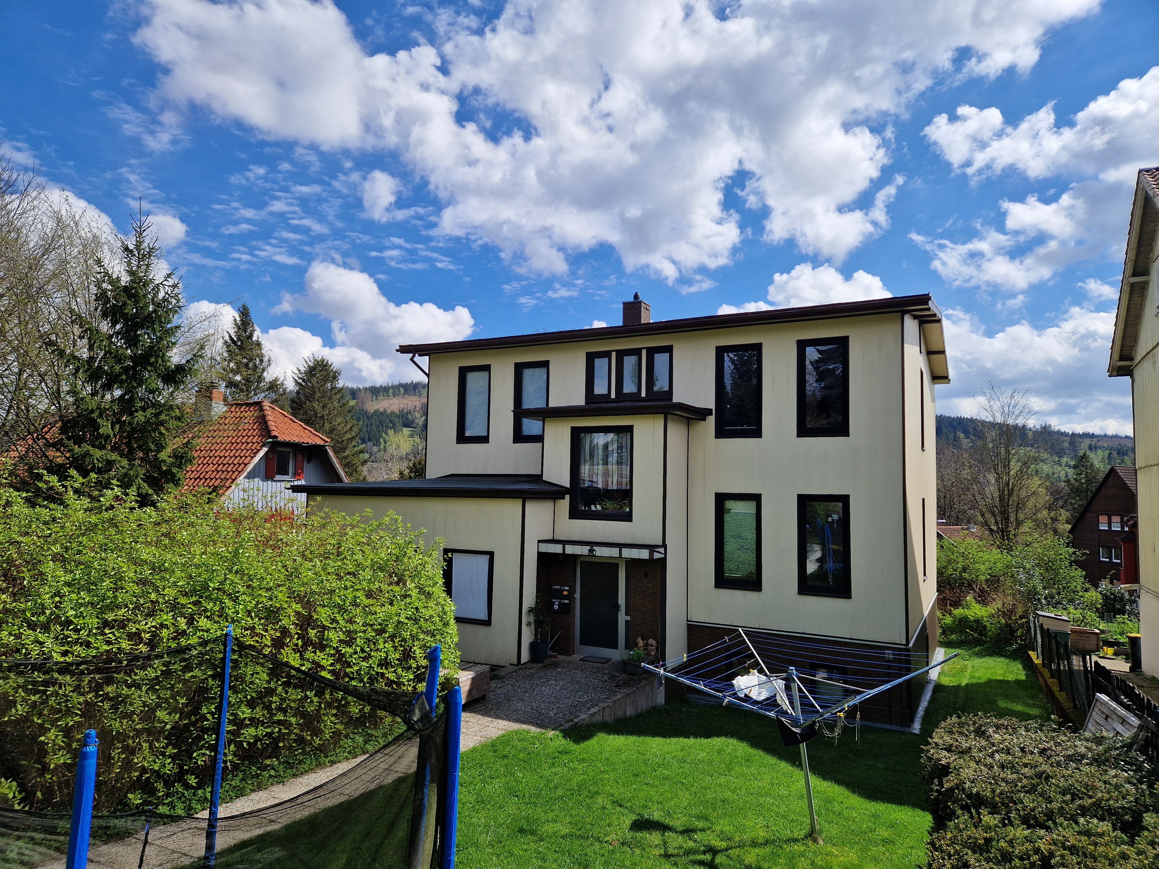 Mehrfamilienhaus zum Kauf 265.000 € 11 Zimmer 260 m²<br/>Wohnfläche 759 m²<br/>Grundstück Hahnenklee Goslar 38644