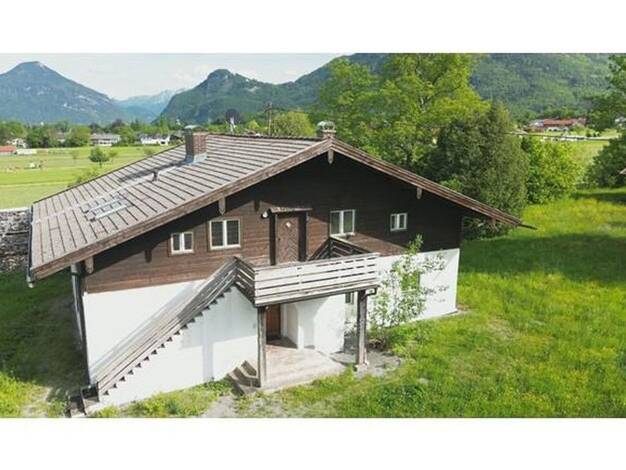 Mehrfamilienhaus zum Kauf provisionsfrei 1.130.000 € 9 Zimmer 211 m² 1.143 m² Grundstück Brannenburg Brannenburg 83098