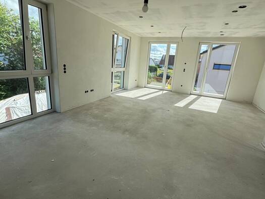 Wohnung zur Miete 1.260 € 4 Zimmer 107 m² Geschoss 1/1 frei ab 01.10.2025 Burggrumbach Unterpleichfeld 97294