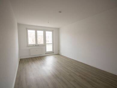 Wohnung zur Miete 269 € 2 Zimmer 49,7 m² 5. Geschoss Kattowitzer Str. 29 Südstadt Halle (Saale) 06128