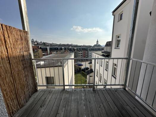 WG-Zimmer zur Miete 525 € 3 Zimmer 75 m² 4. Geschoss frei ab 15.04.2026 Innenstadt Gera 07545