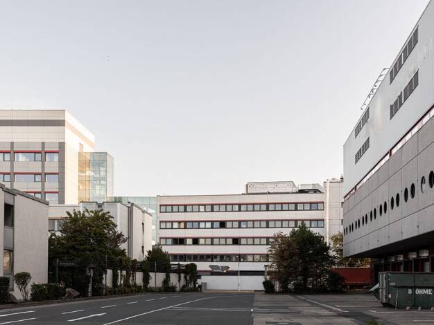 Halle/Industriefläche zur Miete provisionsfrei 3.000 m² Lagerfläche teilbar ab 1.500 m² Nürnberg 90431