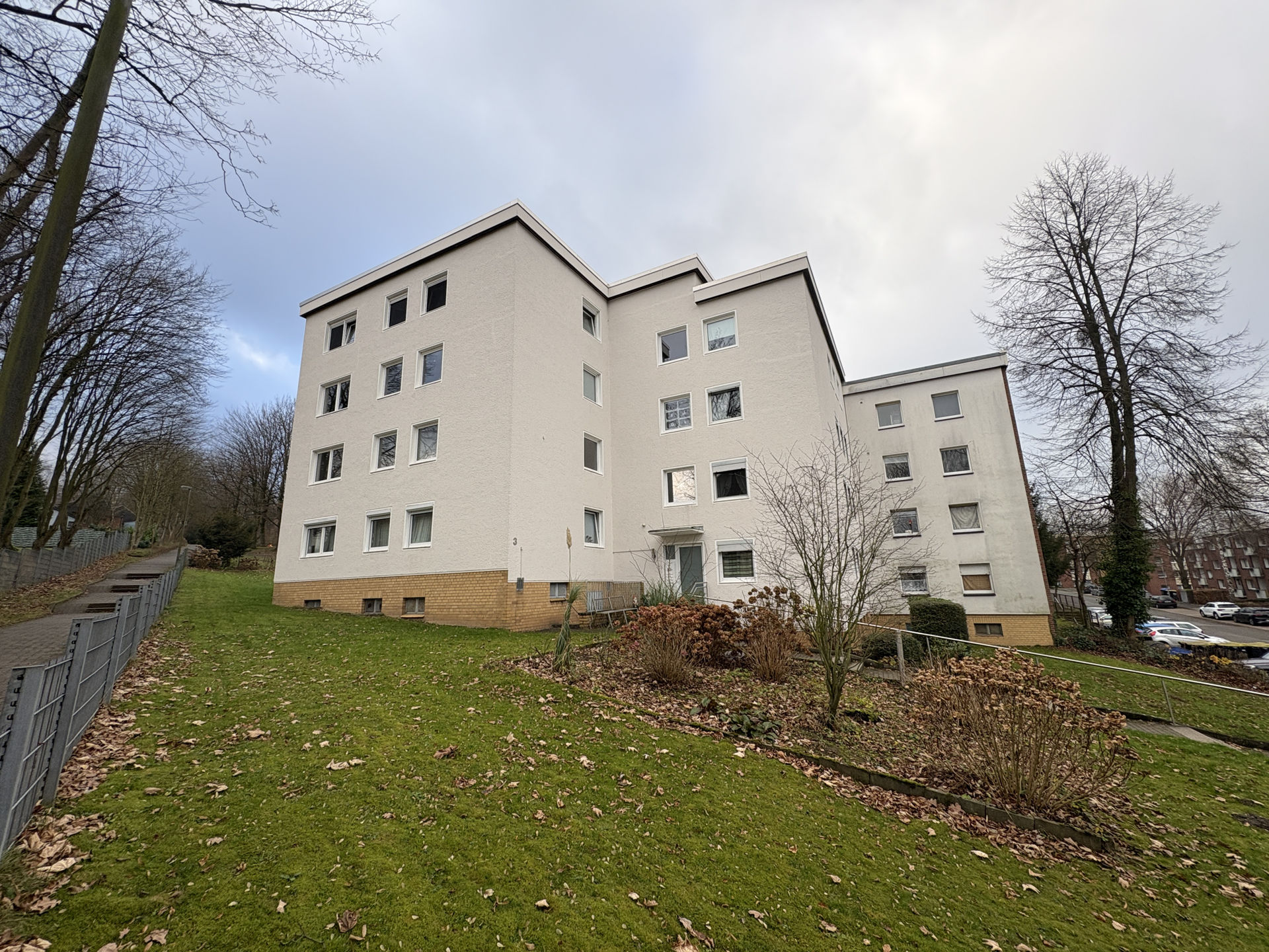 Wohnung zum Kauf 145.000 € 4 Zimmer 86 m²<br/>Wohnfläche Detmold - Kernstadt Detmold 32756