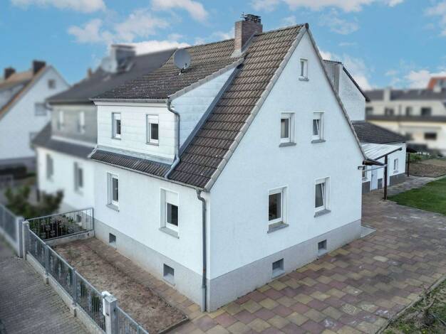 Doppelhaushälfte zum Kauf 459.000 € 5 Zimmer 109,3 m² 598 m² Grundstück Langenselbold 63505