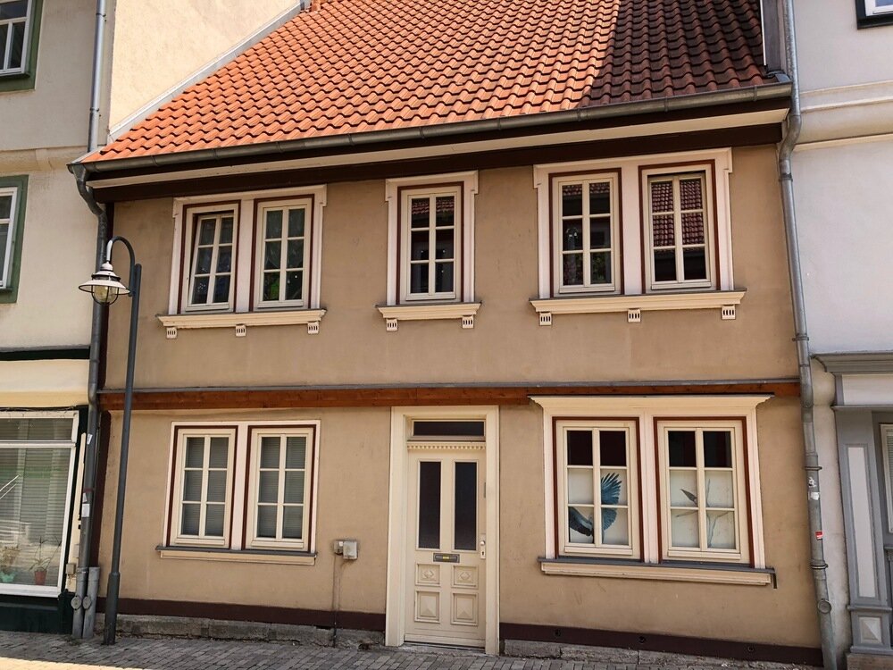 Einfamilienhaus zum Kauf provisionsfrei 100.000 € 4 Zimmer 120 m²<br/>Wohnfläche 93 m²<br/>Grundstück Steingrubenstr. 2 Bad Langensalza Bad Langensalza 99947