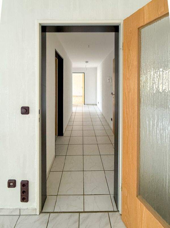 Immobilie in Kamen - Schöne 2,5 Zimmer ETW mit gr. Balkon in beliebter Lage von Kamen! - Bild 4