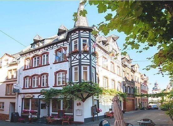 Hotel zum Kauf als Kapitalanlage geeignet 2.250.000 € 2.640 m²<br/>Fläche 4.350 m²<br/>Grundstück Nordend Fulda 36037