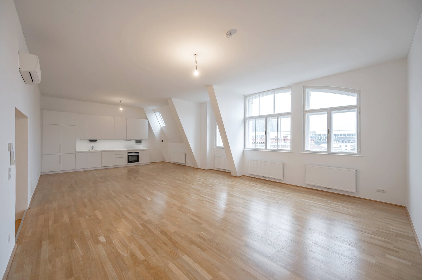 Wohnung zur Miete 2.423 € 5 Zimmer 166,6 m²<br/>Wohnfläche 4.<br/>Geschoss Wien 1010