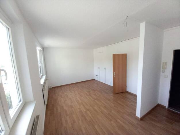 Wohnung zur Miete 175 € 1 Zimmer 27 m² 1. Geschoss frei ab sofort Gagarinstraße 129 Innenstadt Gera 07545