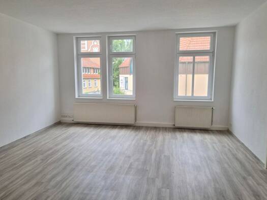 Wohnung zur Miete 566 € 2 Zimmer 75,5 m² 1. Geschoss frei ab sofort Lange Straße 61 Waren Waren (Müritz) 17192