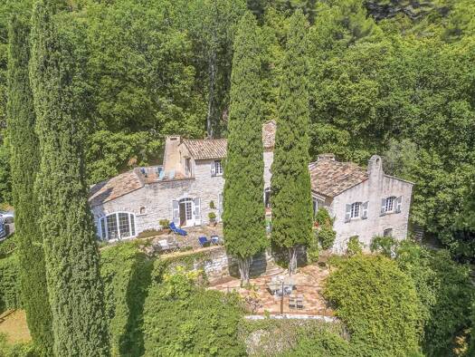 Haus zum Kauf 2.900.000 € 500 m² 30.000 m² Grundstück Tourrettes-sur-Loup 06140