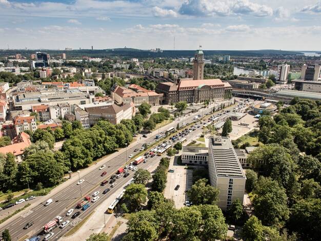 Wohnung zum Kauf 685.000 € 4 Zimmer 98 m² 4. Geschoss Altstädter Ring 15 Spandau Spandau 13597