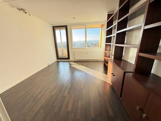Wohnung zur Miete 640 € 2 Zimmer 58 m² 9. Geschoss frei ab sofort Grone Göttingen 37081