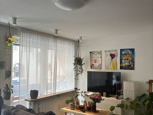 Wohnung zur Miete 650 € 1,5 Zimmer 40 m² Geschoss 1/3 frei ab 15.08.2025 Würzburg 97070