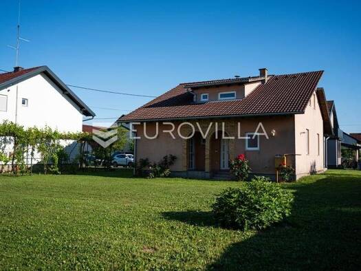 Einfamilienhaus zum Kauf 225.000 € 3 Zimmer 180 m² Županja Županja 32270