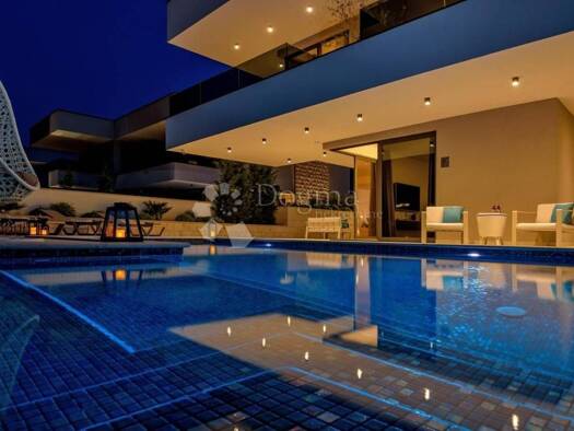 Haus zur Miete 6.000 € 6 Zimmer 370 m² Marina Marina