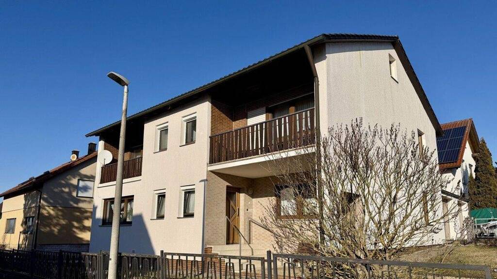 Mehrfamilienhaus zum Kauf 475.000 € 8 Zimmer 183 m² 554 m² Grundstück Brandlberg-Keilberg Regensburg 93055